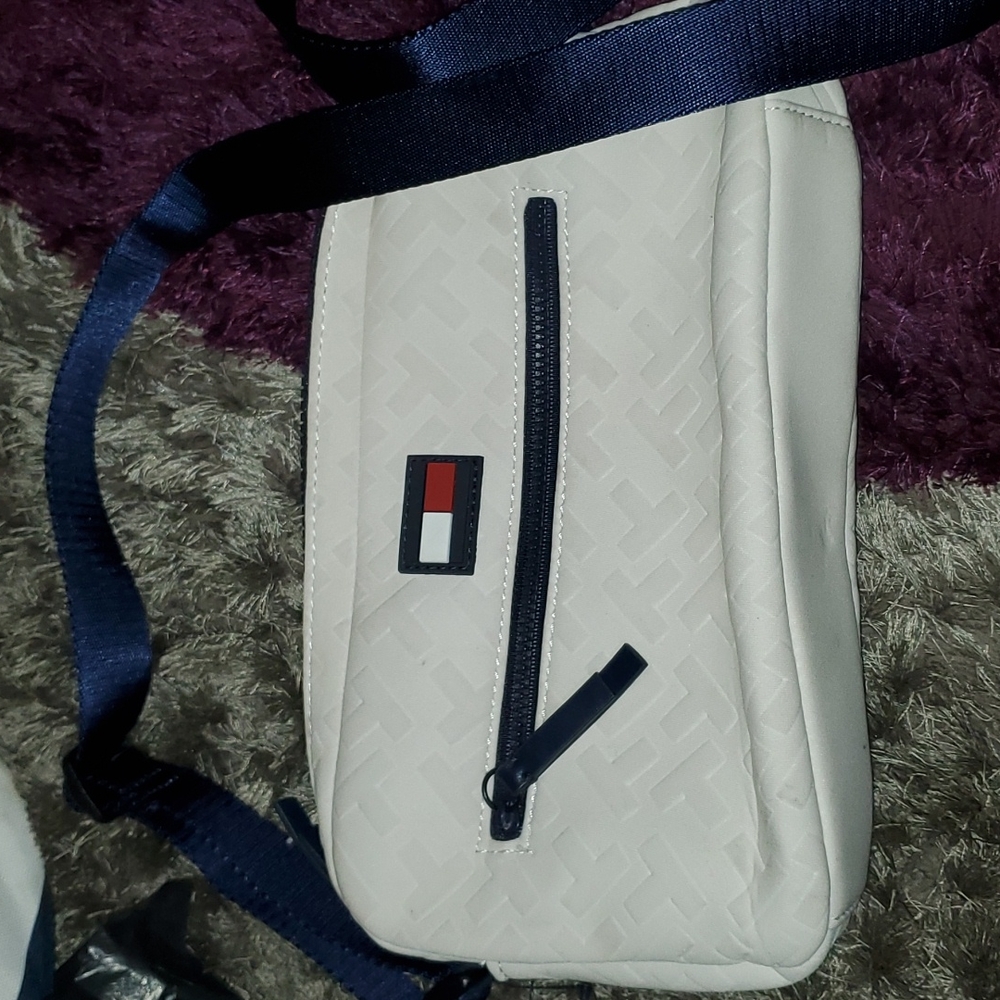tommy hilfiger cross body